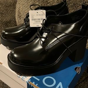 Arizona Brand Shoes